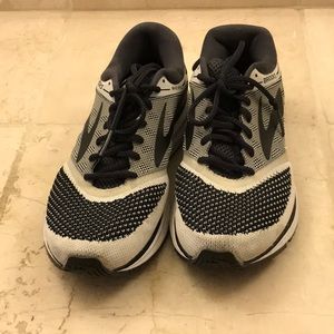 Brooks Women Running Shoes - Size 10